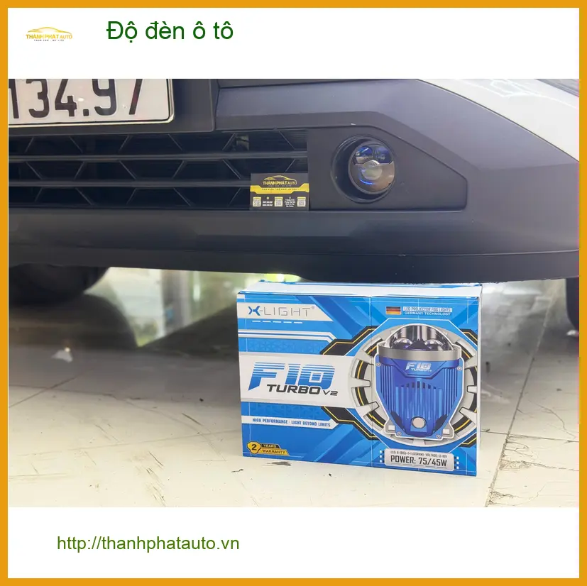 Anh Tùng độ đèn ô tô Hyundai SantaFe tại Quận 2 vì đèn zin quá yếu khi đi đêm ảnh thực tế 4