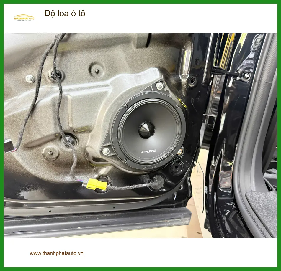 Anh Khải độ loa ô tô Hyundai Santa Fe để nghe nhạc hay hơn tại Quận 2 ảnh thực tế 3