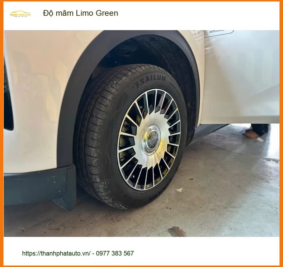 Anh Minh Khôi độ mâm Limo Green cho BMW X5 tại Quận 1 để xe thêm phần cá tính ảnh thực tế 2