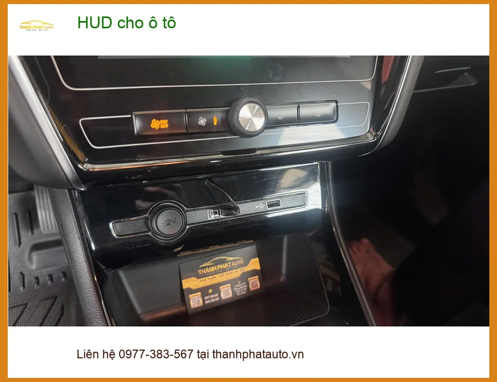 Anh Thịnh lắp HUD cho ô tô Kia Sorento tại Gò Vấp để hiển thị thông tin lái rõ ràng hơn