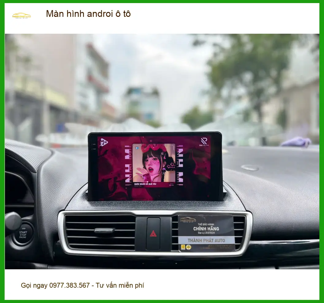 Cô Hoa lắp màn hình Android cho Kia Sonet ở Bình Chánh để giải trí