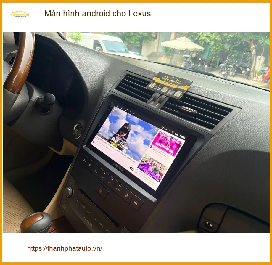 Chị Thảo nâng cấp màn hình Android cho Lexus RX350 tại Quận 5 để trải nghiệm công nghệ mới