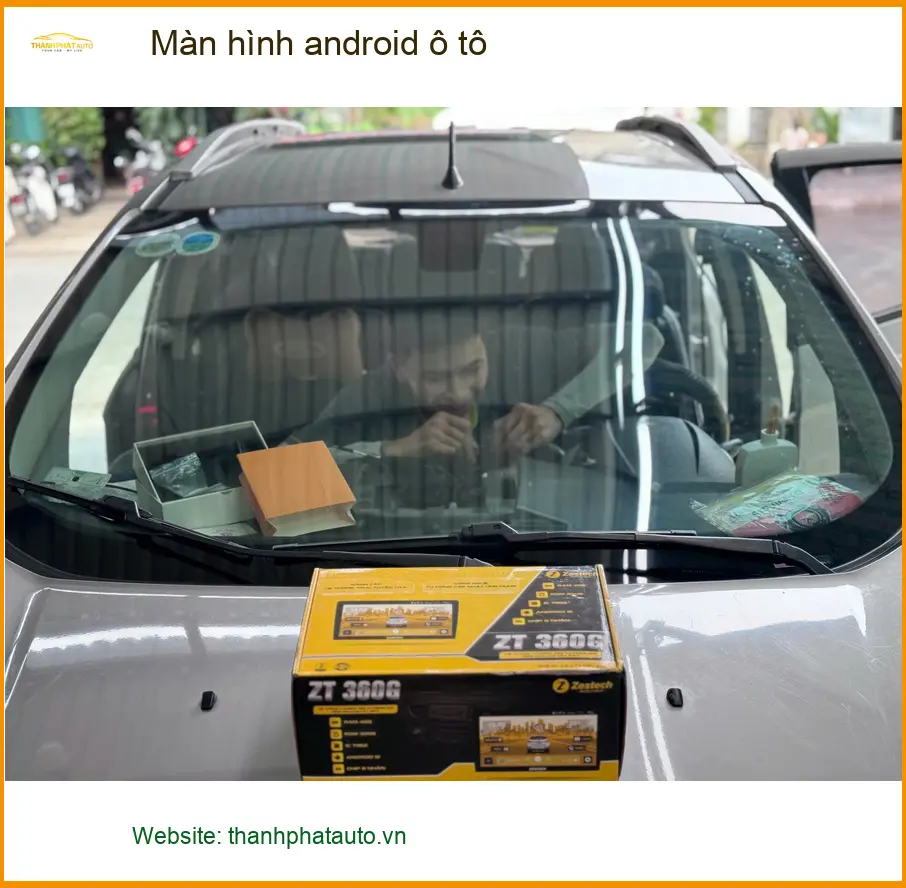 Cô Thanh lắp màn hình Android cho Hyundai Accent tại Quận 9 xem bản đồ ảnh thực tế 2