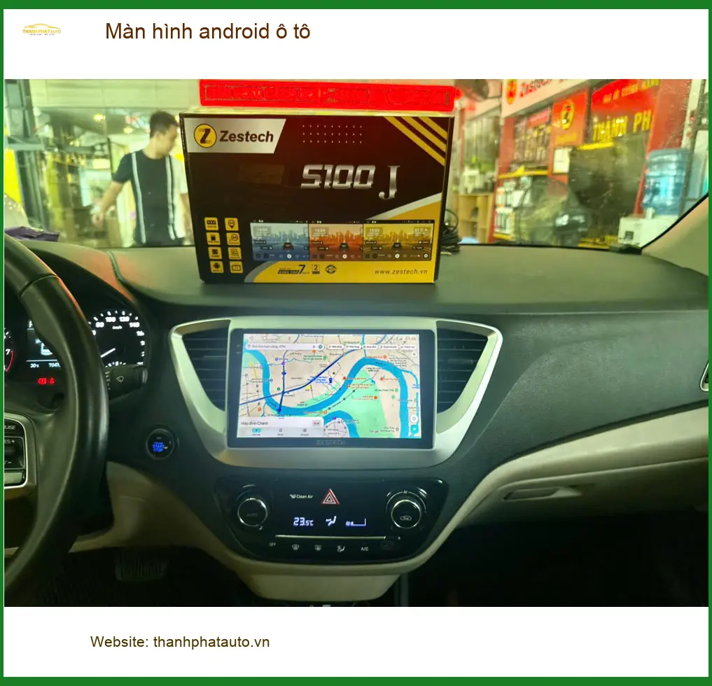 Cô Liên lắp màn hình android ô tô cho Suzuki XL7 tại Quận 9 thay màn hình zin đã cũ ảnh thực tế 2