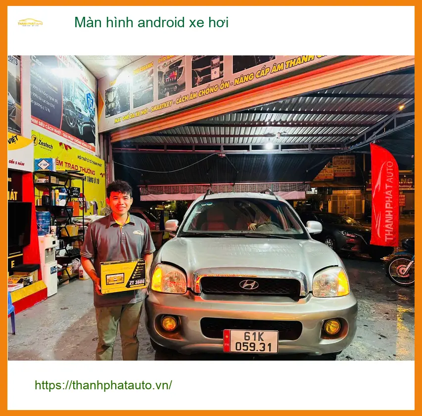 Chú Minh nâng cấp màn hình Android xe hơi Toyota Cross tại Bình Chánh