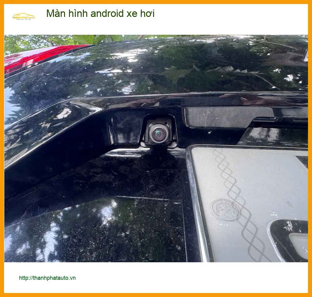 Anh Lộc nâng cấp màn hình android xe hơi Kia Carnival ở Quận 6.
