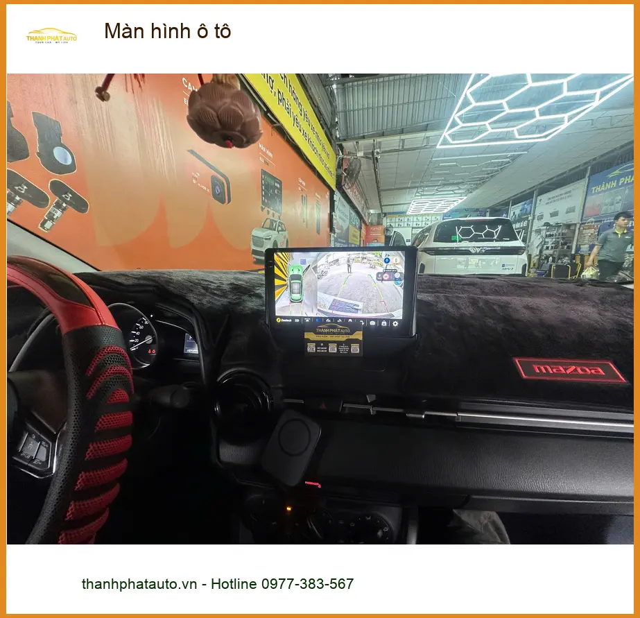 Chú Tùng nâng cấp màn hình ô tô cho Toyota Fortuner tại Hóc Môn tiện nghi hơn
