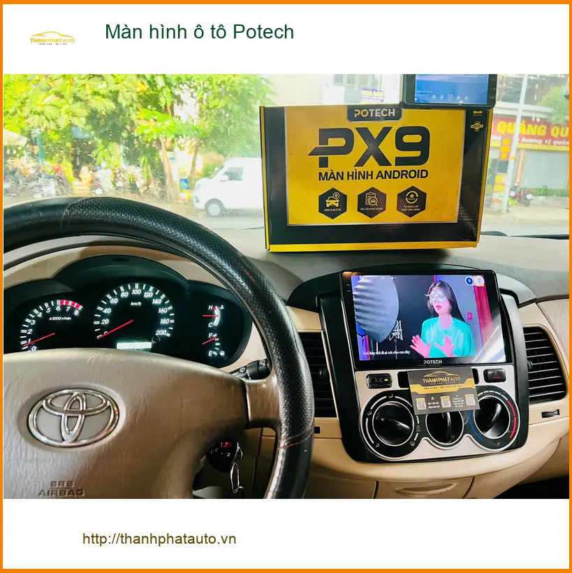 Chú Tấn lắp màn hình ô tô Potech cho Honda CR-V tại Quận 12