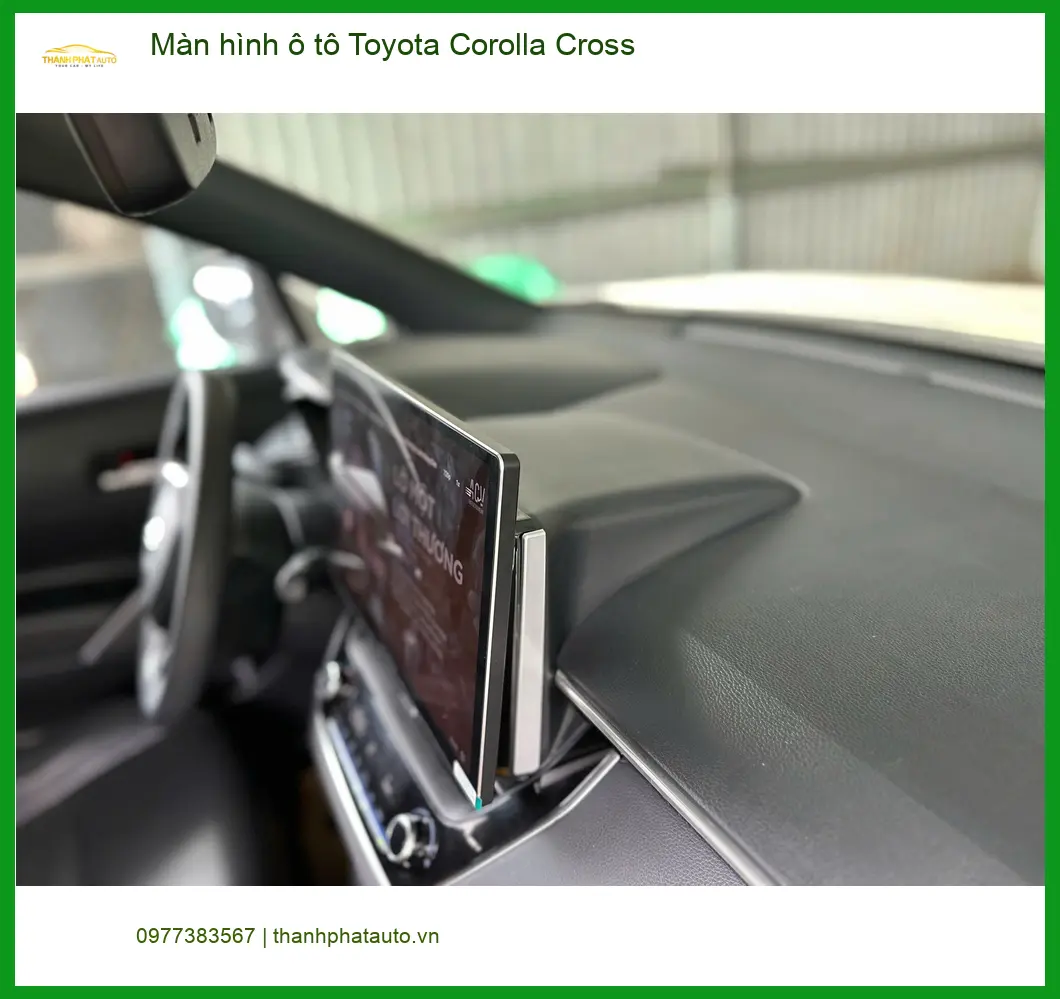 Anh Phi Long lắp màn hình ô tô Toyota Corolla Cross Quận Bình Thạnh ảnh thực tế 3