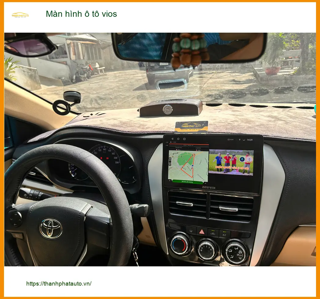 Chị Thảo lắp màn hình ô tô Toyota Vios tại Quận 5 vì màn hình zin đã cũ