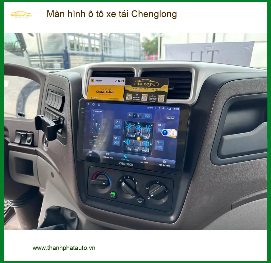 Anh Lâm lắp màn hình ô tô Chenglong tại Quận 12 an toàn và tiện ích ảnh thực tế 4