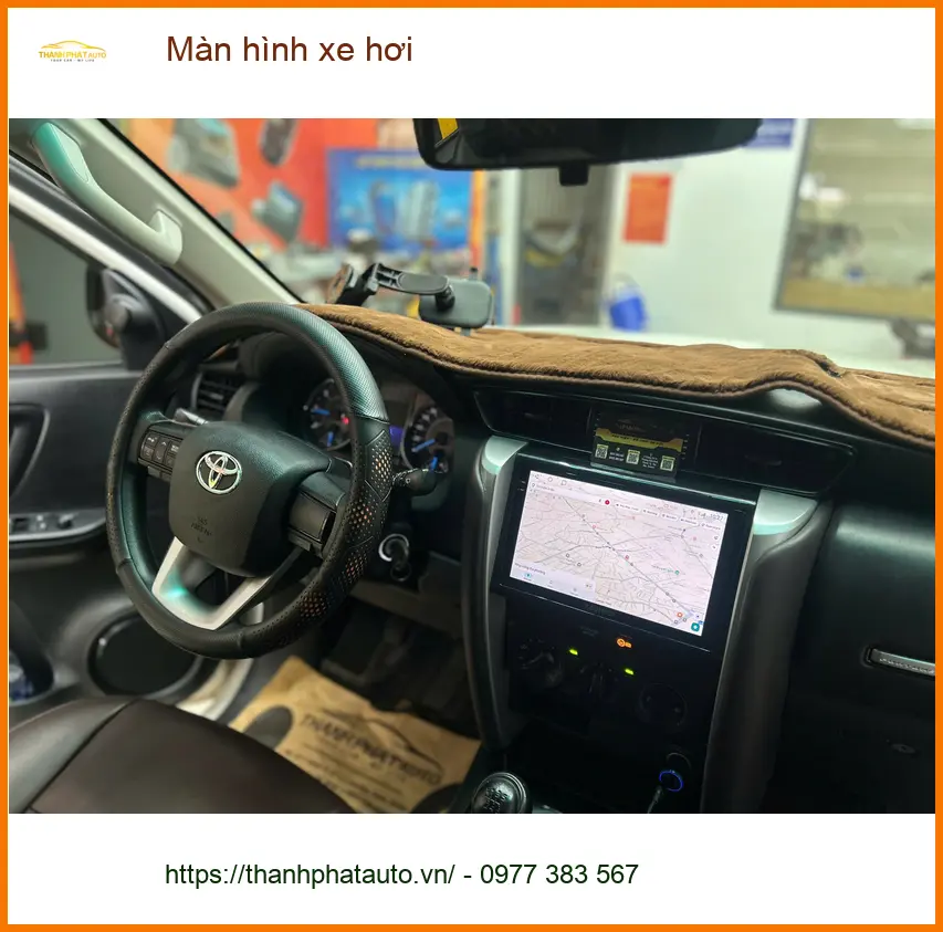 Anh Vỹ lắp màn hình xe hơi Hyundai SantaFe tại Quận 7 để nâng tầm tiện ích giải trí ảnh thực tế 3