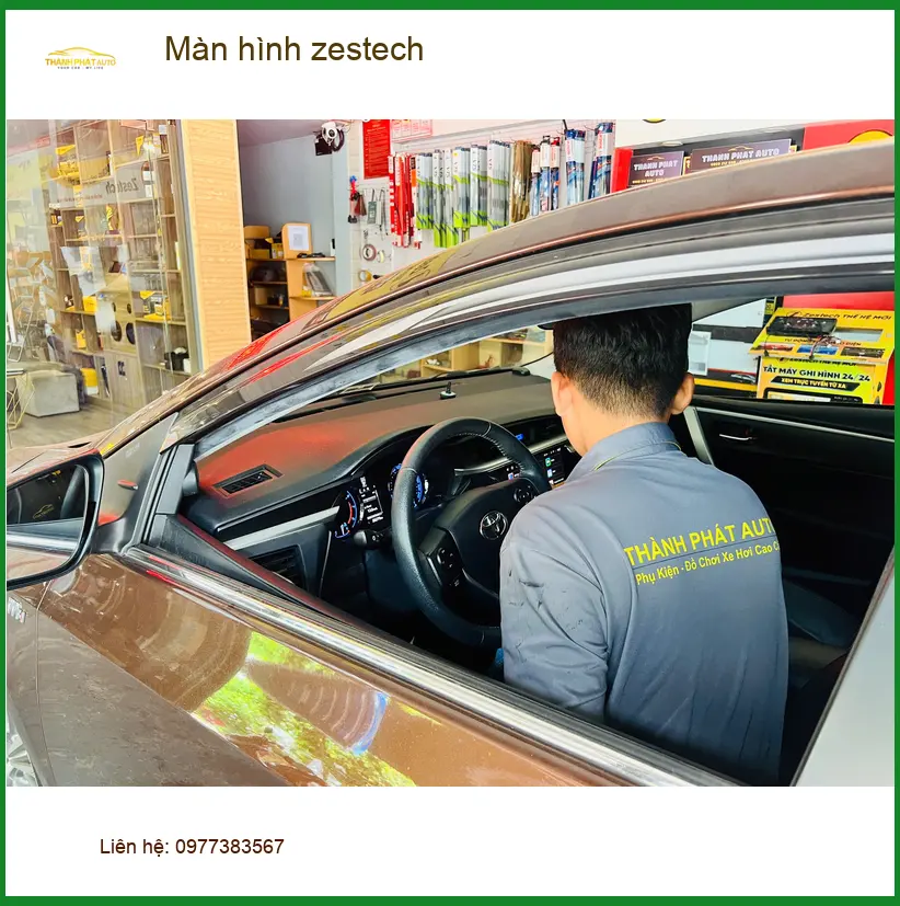 Anh Dũng nâng cấp màn hình Zestech cho Hyundai Accent tại Quận 2 vì màn zin lỗi thời