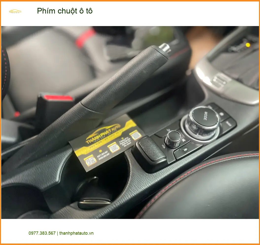 Chú Bảo lắp phím chuột ô tô Hyundai Accent tại Quận 3 vì phím zin bị liệt ảnh thực tế 2