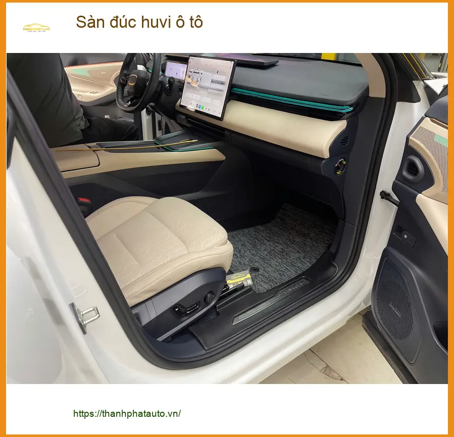 Anh Lâm lắp sàn đúc huvi ô tô Mazda CX-5 tại Bình Chánh giữ sàn sạch đẹp ảnh thực tế 3