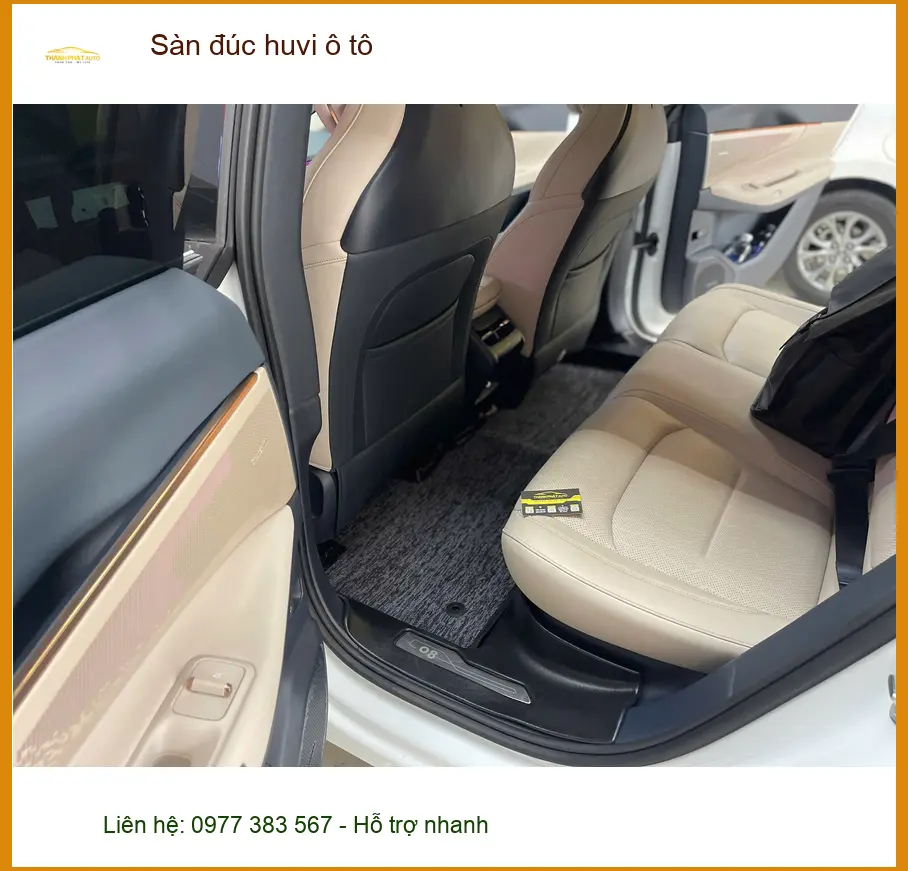 Anh Khải lắp sàn đúc huvi ô tô cho Mitsubishi Attrage tại Củ Chi để nội thất luôn sạch sẽ ảnh thực tế 2