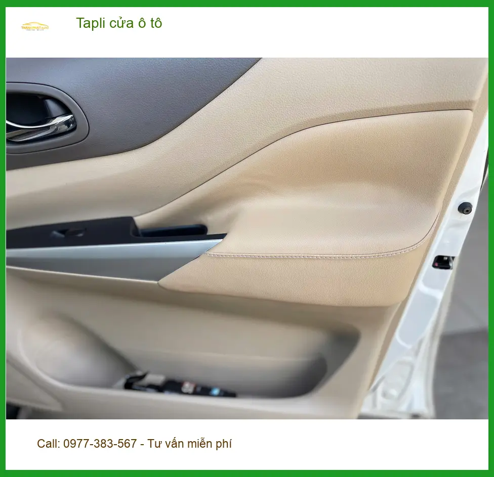 Anh Dũng thay Tapli cửa ô tô Hyundai Accent tại Quận Tân Phú do tapli cũ bị bong tróc ảnh thực tế 3