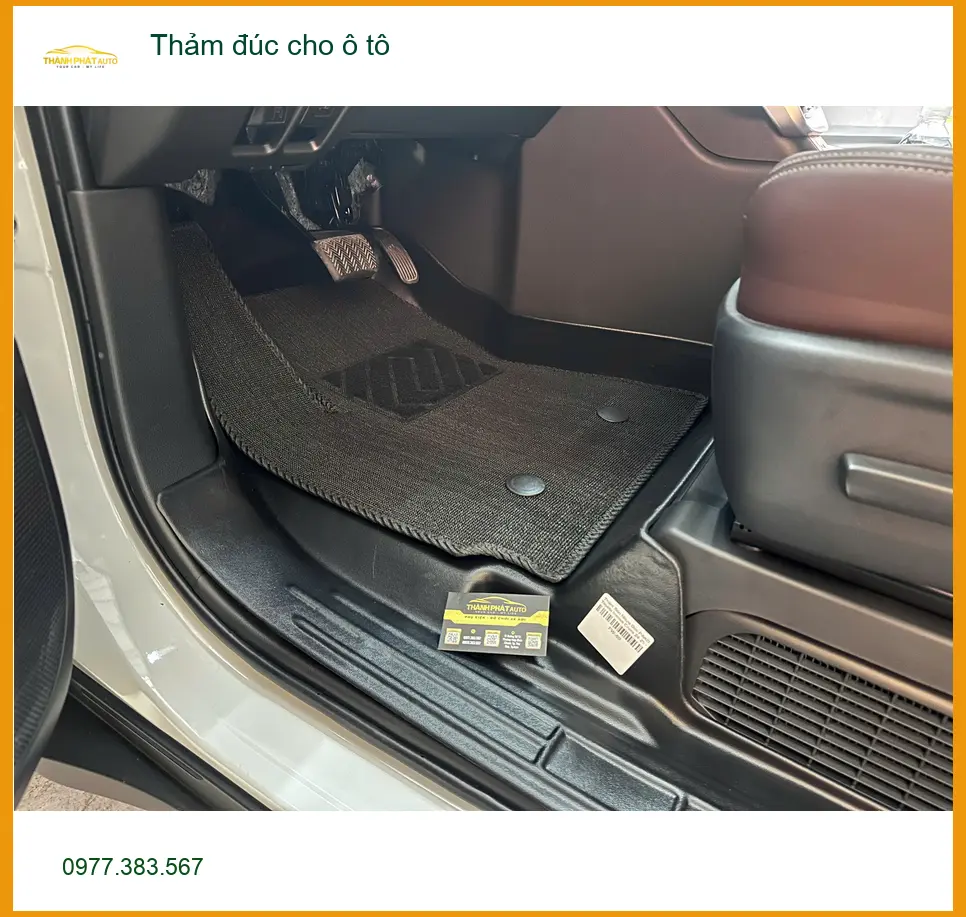 Anh Minh lắp thảm đúc cho ô tô Hyundai Accent tại Quận 9 để nội thất luôn sạch đẹp ảnh thực tế 5