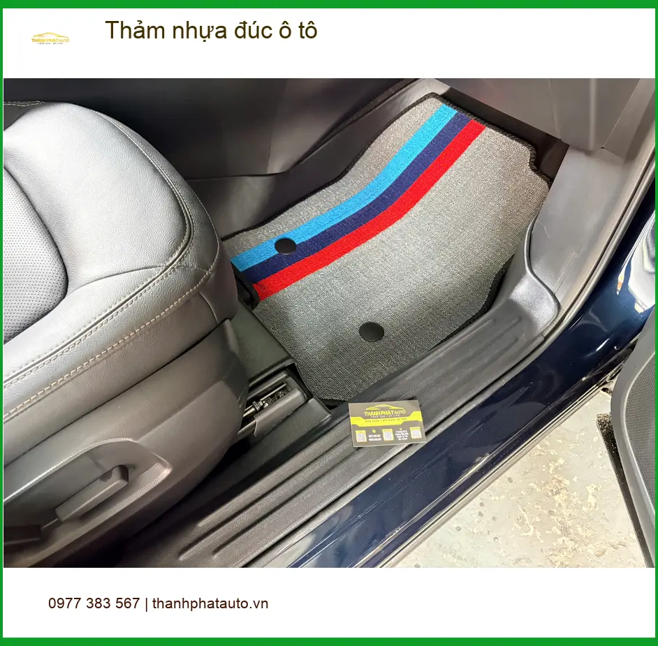 Anh Phát thay thảm nhựa đúc ô tô cho Hyundai Creta tại Quận 8 để nội thất luôn sạch đẹp ảnh thực tế 2