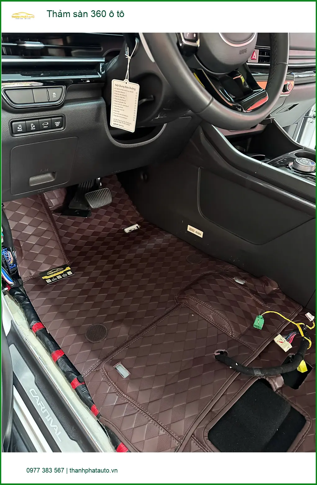 Anh Minh lắp thảm sàn 360 ô tô cho Kia Carnival tại Thủ Đức để nội thất luôn sạch đẹp ảnh thực tế 2