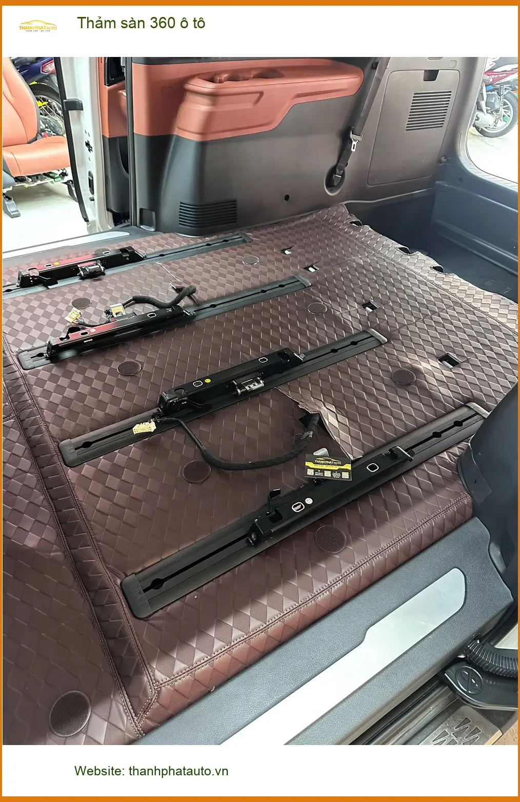 Anh Minh lắp thảm sàn 360 ô tô cho Kia Carnival tại Thủ Đức để nội thất luôn sạch đẹp ảnh thực tế 5
