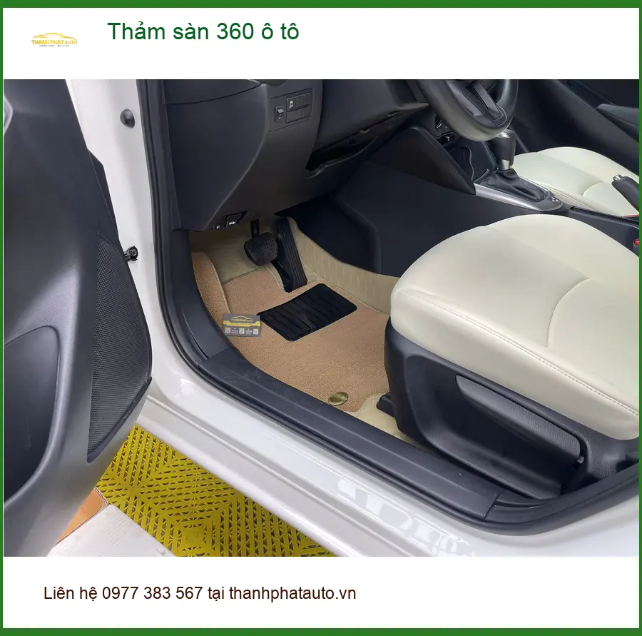Chú Minh lắp thảm sàn 360 ô tô Kia K3 Quận Tân Bình giữ sạch nội thất. ảnh thực tế 3
