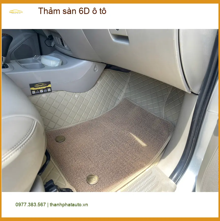 Chị Thảo lắp thảm sàn 6D ô tô Mazda CX-5 tại Quận 2 để giữ xe luôn sạch đẹp ảnh thực tế 4