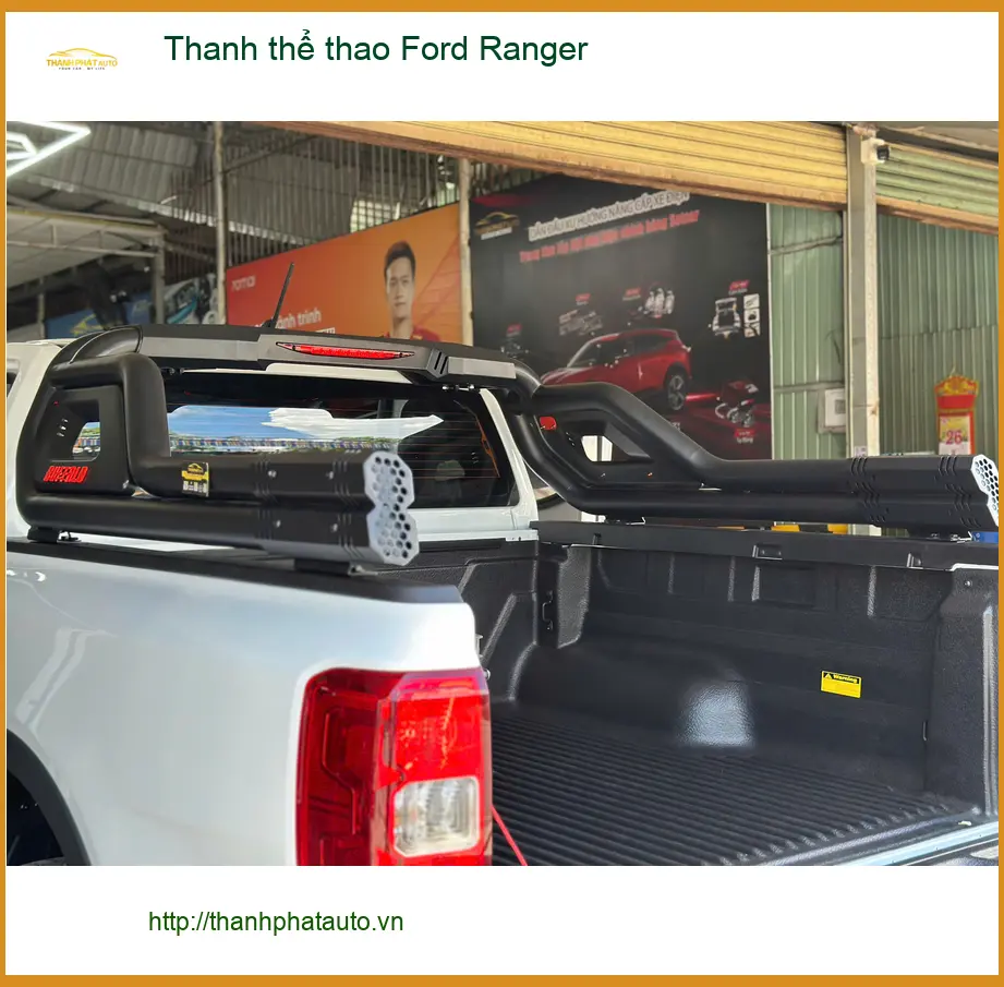 Chị Lan Anh lắp thanh thể thao Ford Ranger tại Hóc Môn để xe thêm cá tính ảnh thực tế 2