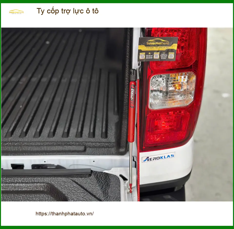 Chị Thảo lắp ty cốp trợ lực ô tô Hyundai Creta tại Hóc Môn để đóng mở cốp nhẹ ảnh thực tế 2