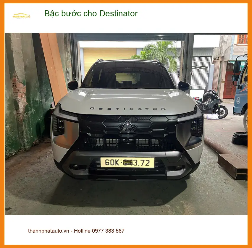 Anh Nhật Minh lắp bậc bước Destinator tại Thủ Đức cho gia đình lên xuống dễ dàng ảnh thực tế 3