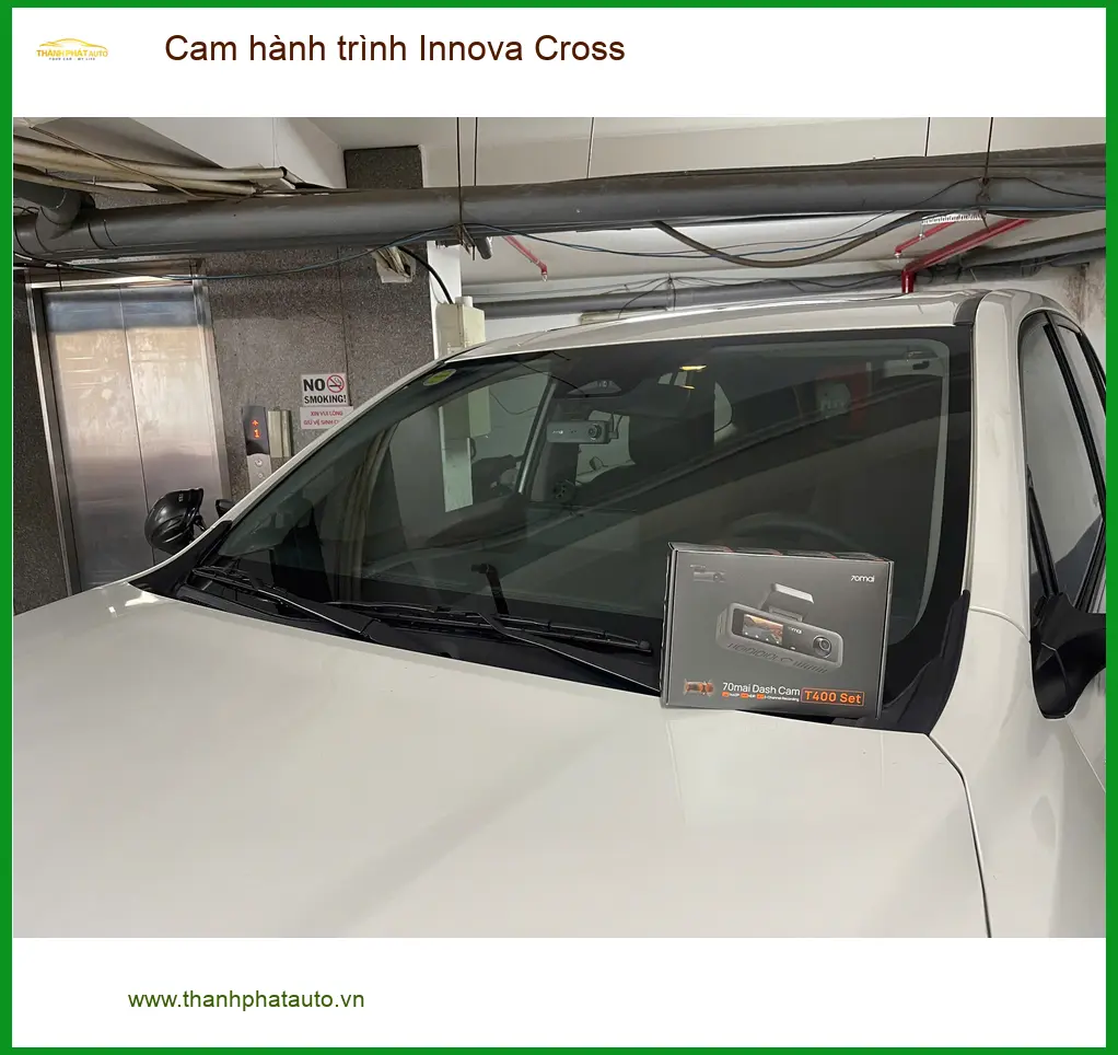 Chú Hưng lắp cam hành trình Innova Cross Quận 9 để ghi lại hành trình rõ nét ảnh thực tế 4