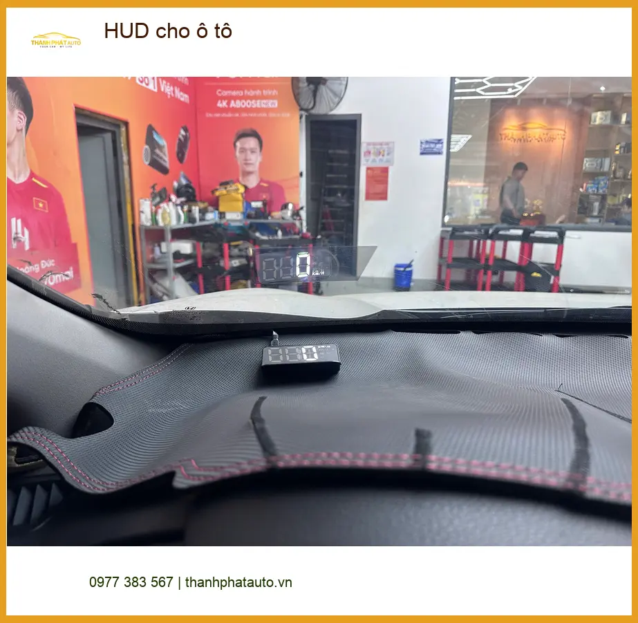 Anh Kiệt lắp HUD cho Hyundai Accent tại Quận 12 để lái xe an toàn hơn ảnh thực tế 2