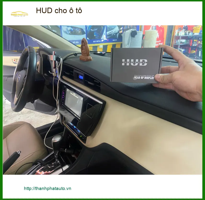 Anh Kiệt lắp HUD cho Hyundai Accent tại Quận 12 để lái xe an toàn hơn ảnh thực tế 3