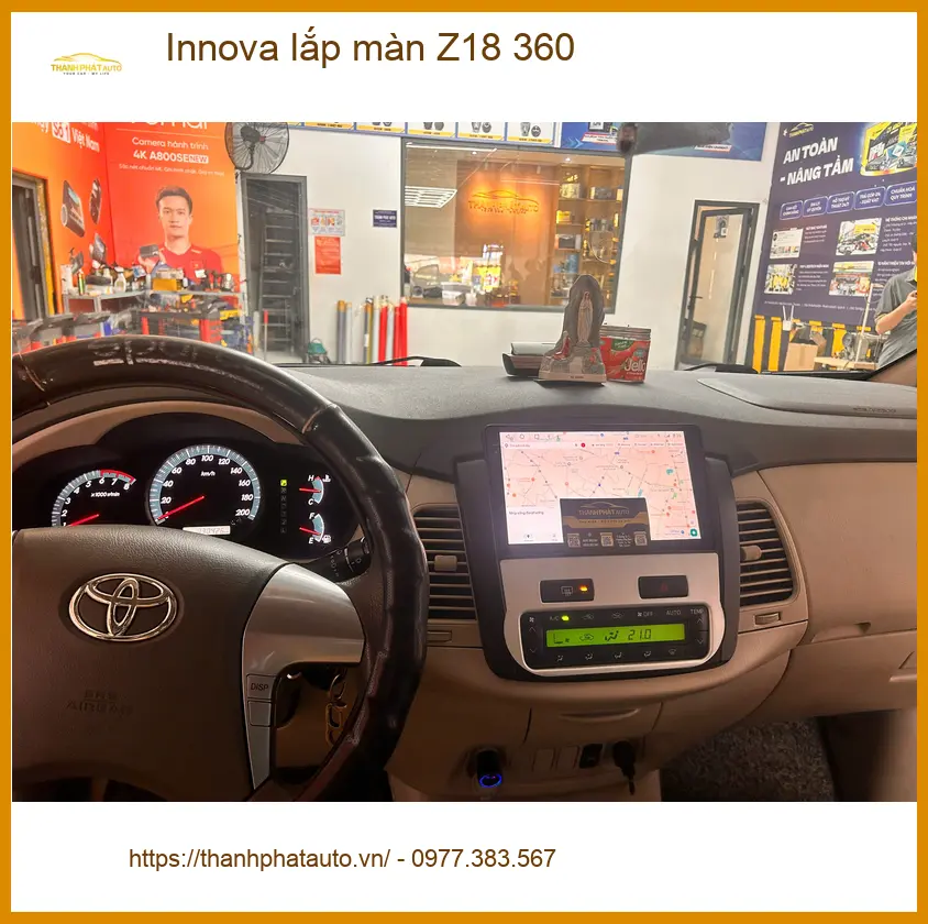 Anh Khải lắp màn hình Z18 360 cho Innova tại Quận 12 để an tâm hơn khi đỗ xe ảnh thực tế 2