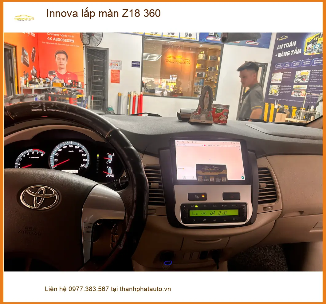 Anh Khải lắp màn hình Z18 360 cho Innova tại Quận 12 để an tâm hơn khi đỗ xe ảnh thực tế 5