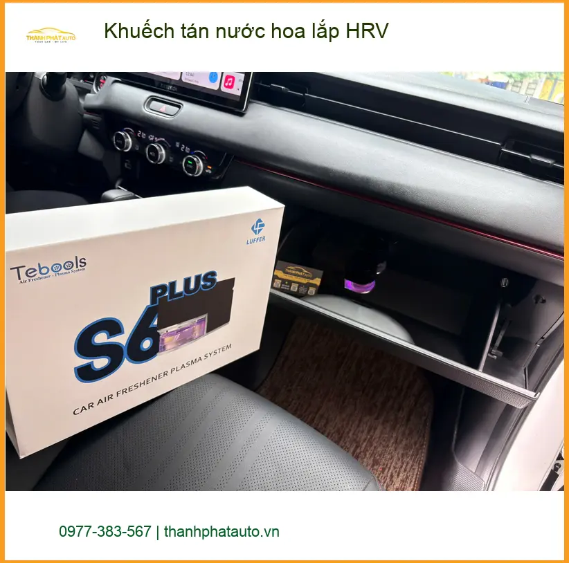 Chị Thảo lắp khuếch tán nước hoa HRV tại Quận Thủ Đức để xe luôn thơm mát, dễ chịu ảnh thực tế 3