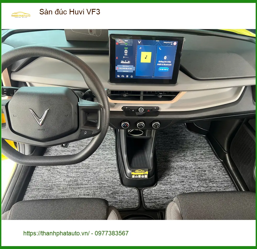 Cô Thảo lắp sàn đúc Huvi VF3 cho VinFast VF3 tại Quận Thủ Đức để giữ xe sạch đẹp