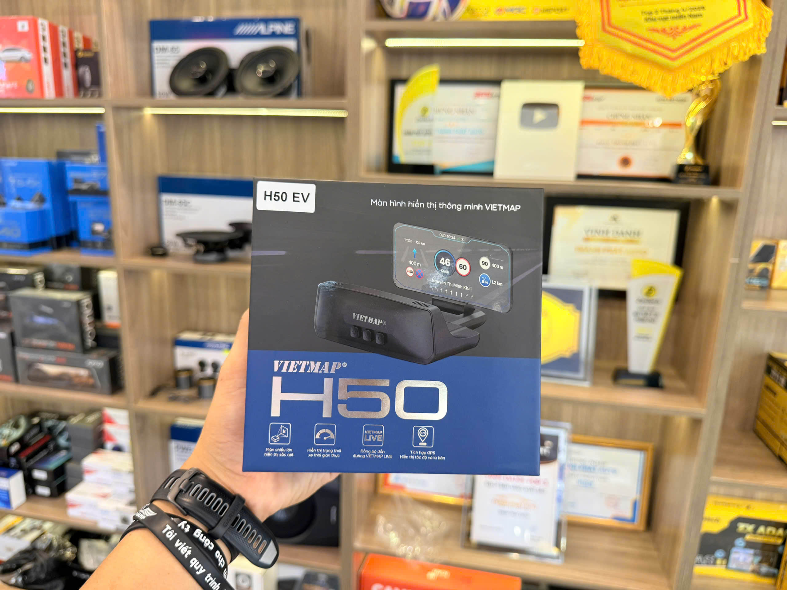HUD Vietmap H50 Cho Xe VF5