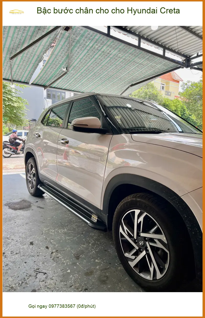 Chị Phương lắp bậc bước chân cho Hyundai Creta ở Quận Thủ Đức để gia đình tiện lên xuống ảnh thực tế 3