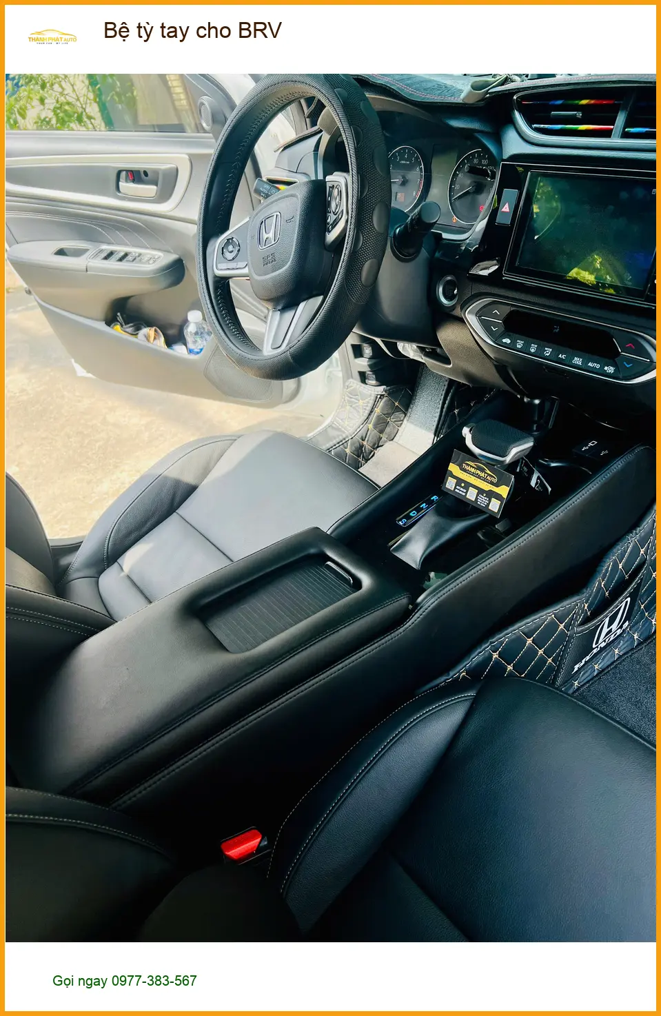 Anh Khôi lắp bệ tỳ tay cho Honda BRV tại Quận 9 để lái xe thoải mái hơn