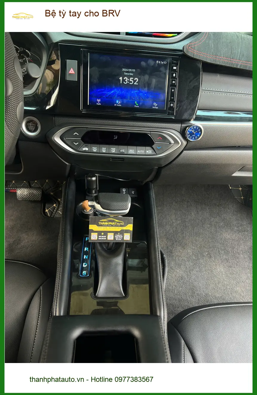 Anh Khôi lắp bệ tỳ tay cho Honda BRV tại Quận 9 để lái xe thoải mái hơn ảnh thực tế 2