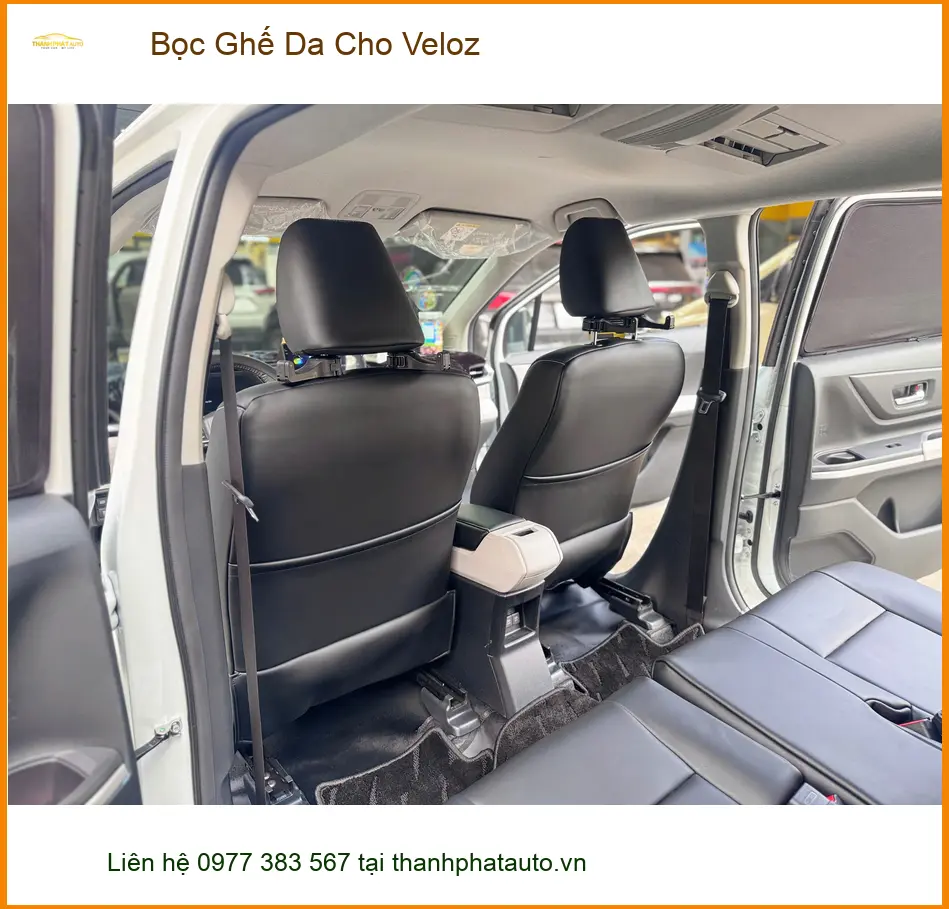 Chị Lan Anh bọc ghế da cho Toyota Veloz tại Quận 9 vì ghế zin đã cũ ảnh thực tế 4