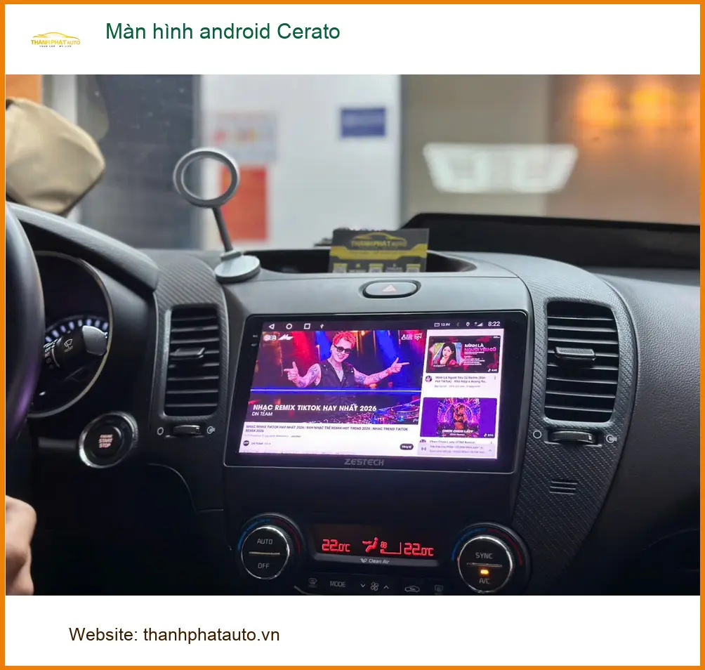 Anh Bách nâng cấp màn hình android Cerato Quận 12 vì màn hình zin quá chậm