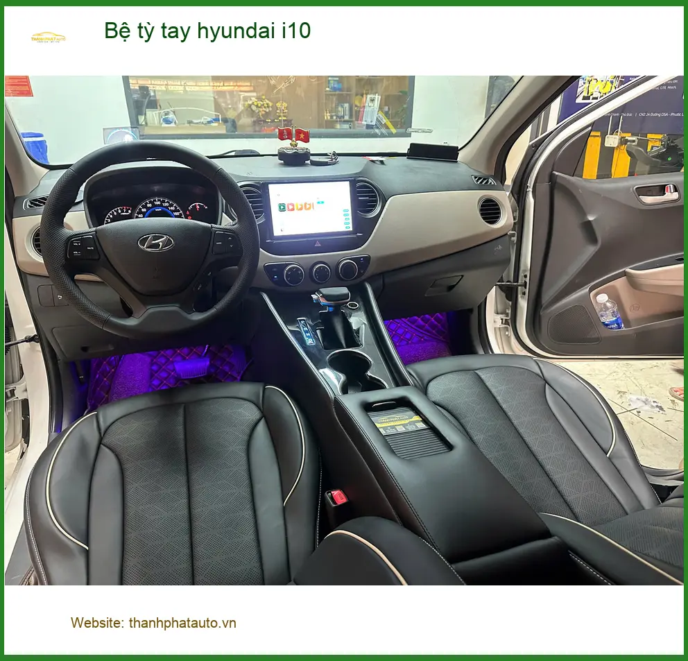 Anh Kiên lắp bệ tỳ tay Hyundai i10 tại Quận 2 để thoải mái hơn khi lái xe đường dài