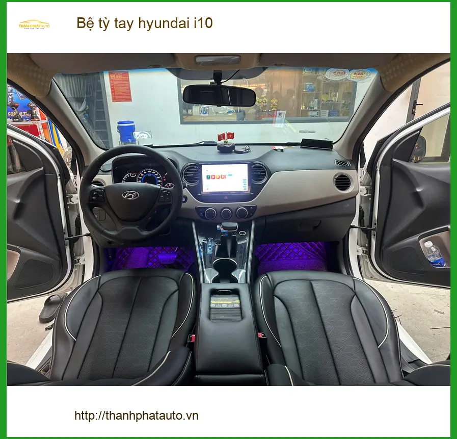Anh Long lắp bệ tỳ tay Hyundai i10 tại Quận 4 vì hay mỏi tay khi lái xe đường dài ảnh thực tế 3