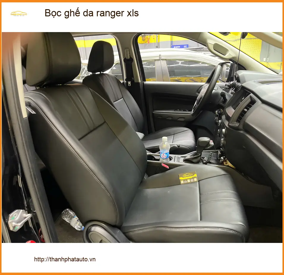 Anh Thắng bọc ghế da Ford Ranger XLS tại Quận 5 vì ghế zin đã xuống cấp ảnh thực tế 4