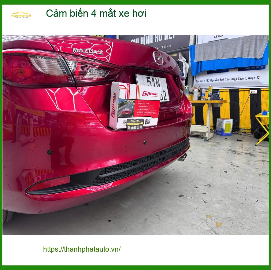 Anh Lâm lắp cảm biến 4 mắt xe hơi Ford Everest tại Bình Chánh để lùi xe an toàn ảnh thực tế 2