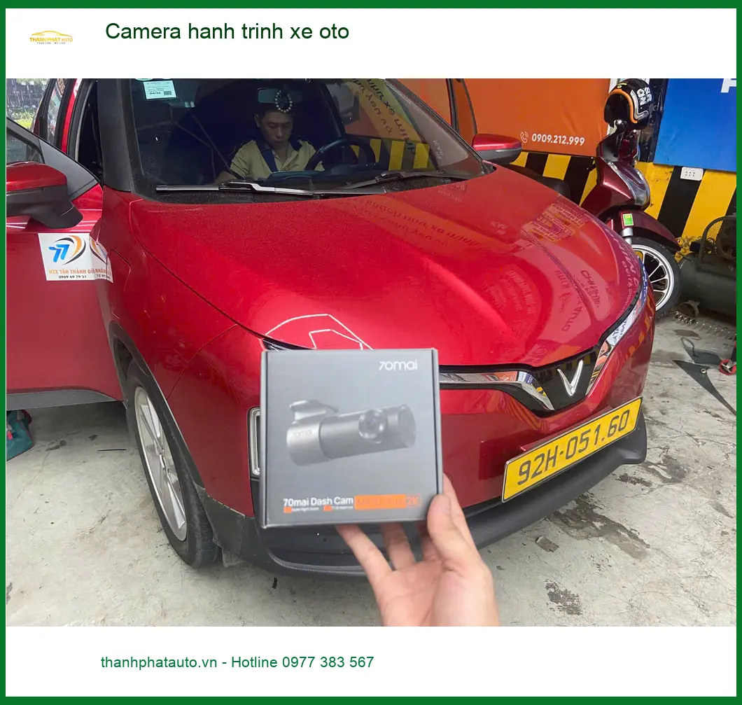 Anh Kiên lắp Camera hành trình cho Honda CR-V ở Quận 10 để an tâm lái xe ảnh thực tế 3