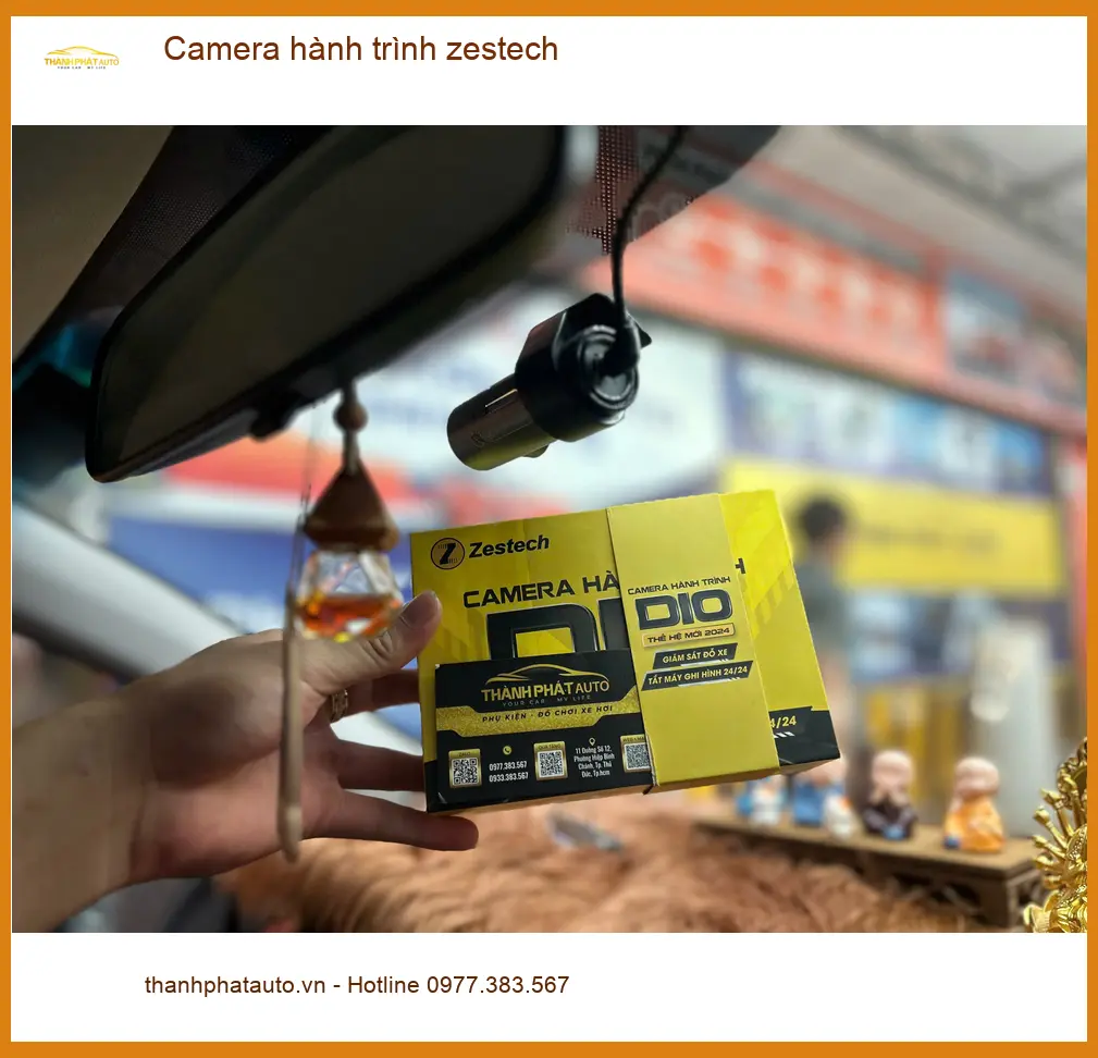 Anh Minh lắp Camera hành trình Zestech cho Honda HR-V ở Bình Chánh