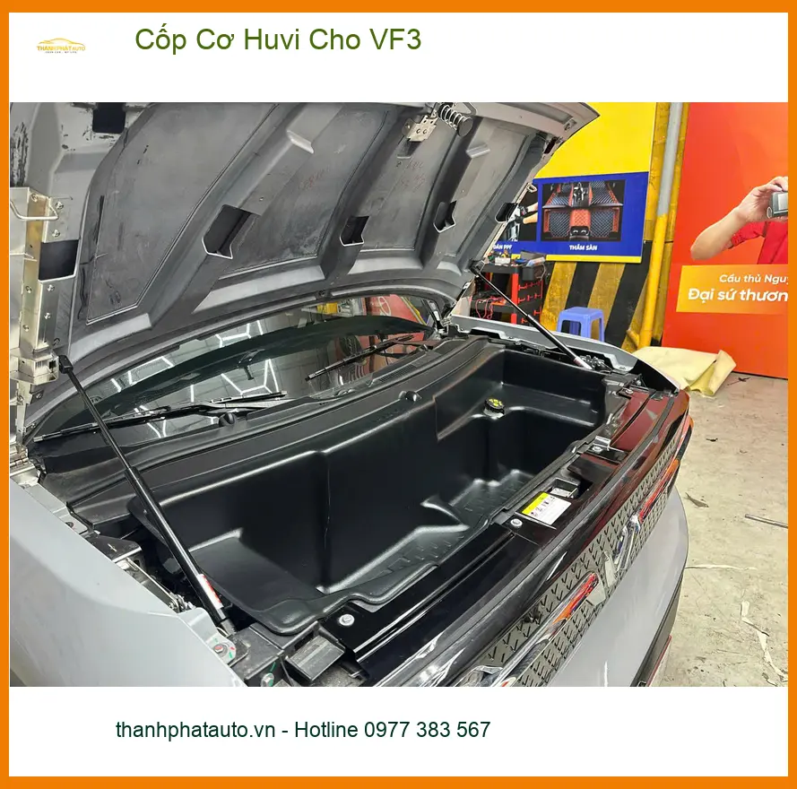 Chị Thùy lắp cốp cơ Huvi cho VinFast VF3 tại Quận 12 vì cần sự tiện lợi ảnh thực tế 5